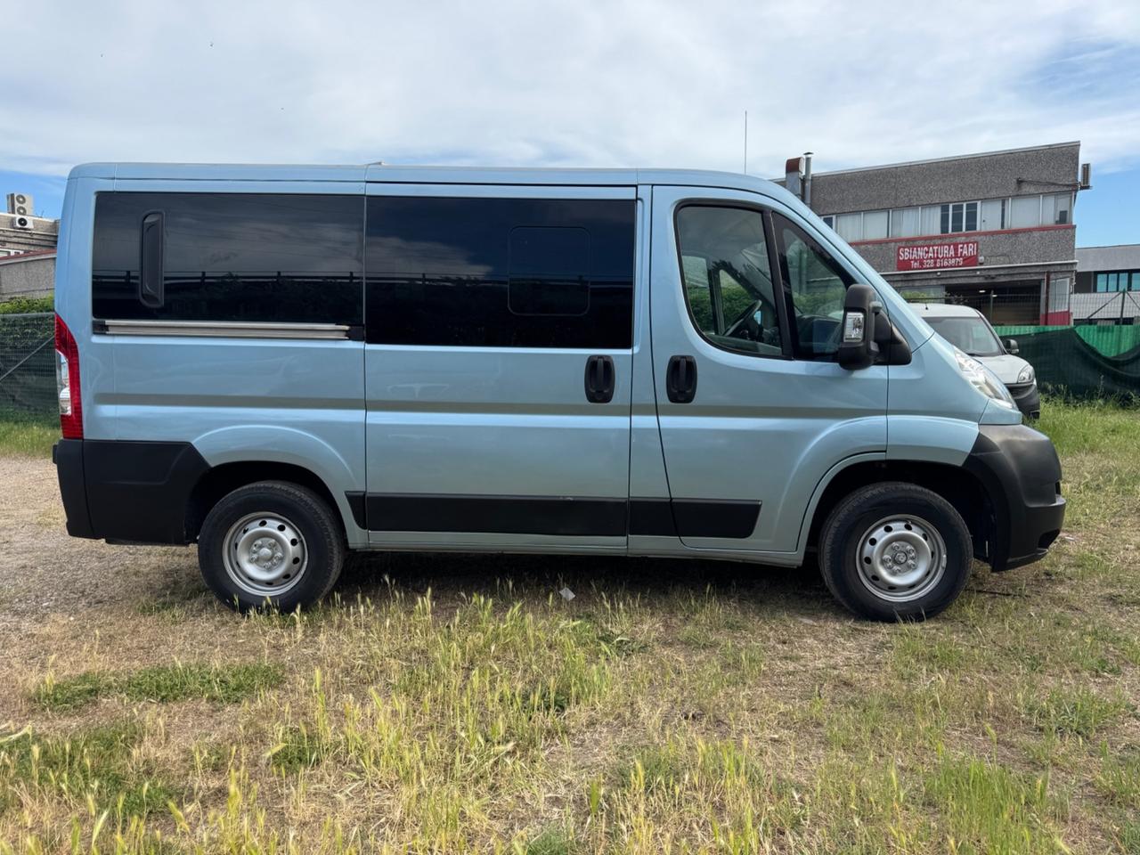 Pulmino Peugeot Boxer 2.2 HDI 120CV 9 posti 2010