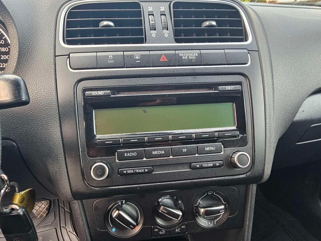 Volkswagen Polo 1.2 5 porte Trendline Neopatentati