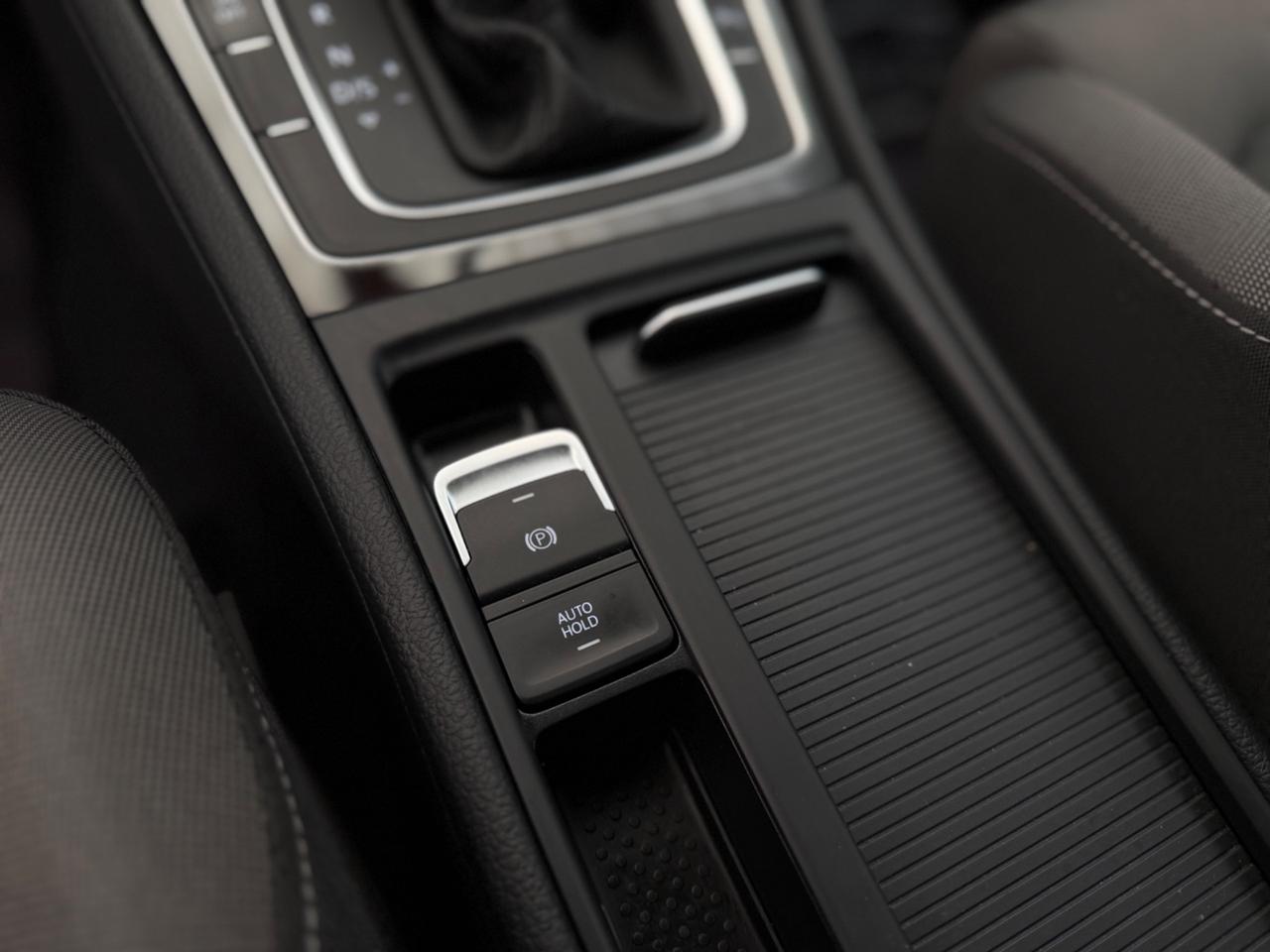 Volkswagen Golf 1.6 TDI 115 CV DSG COCKPIT
