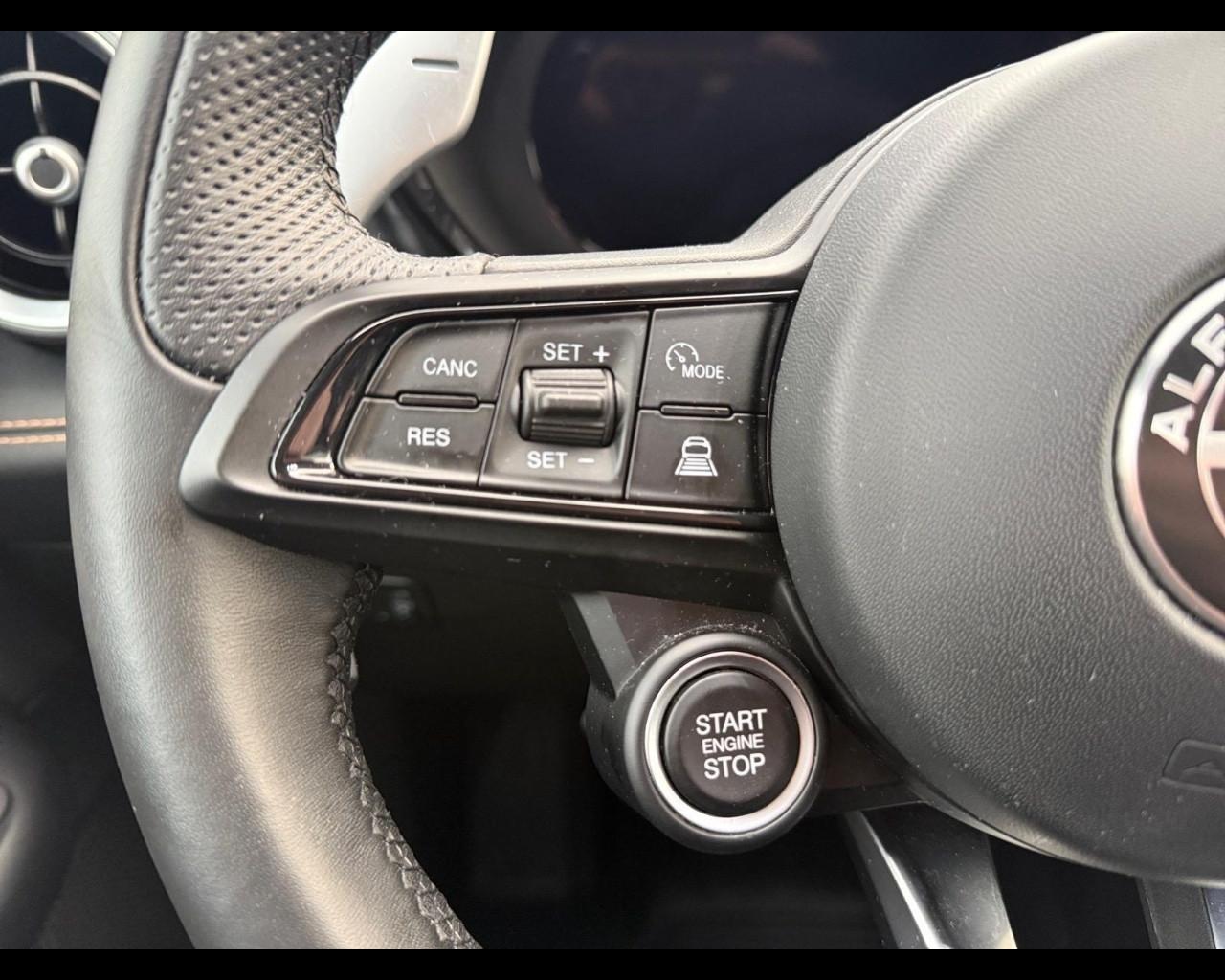 ALFA ROMEO Tonale - Tonale 1.5 hybrid Veloce 160cv tct7