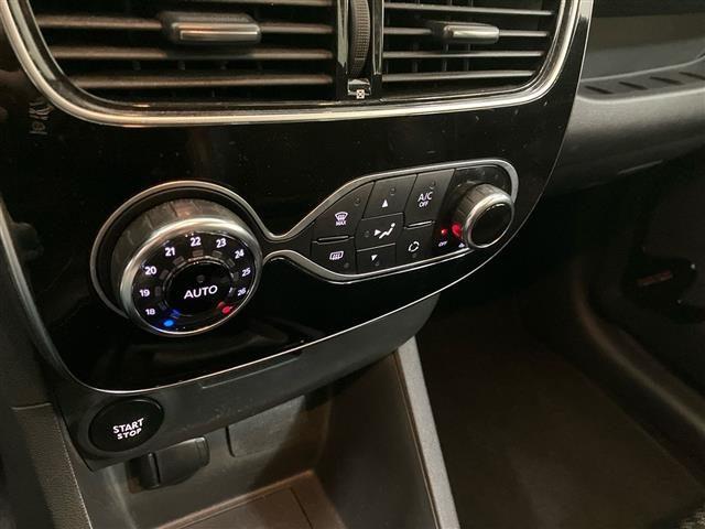 RENAULT Clio 5 Porte 1.5 dCi 90cv Moschino Zen