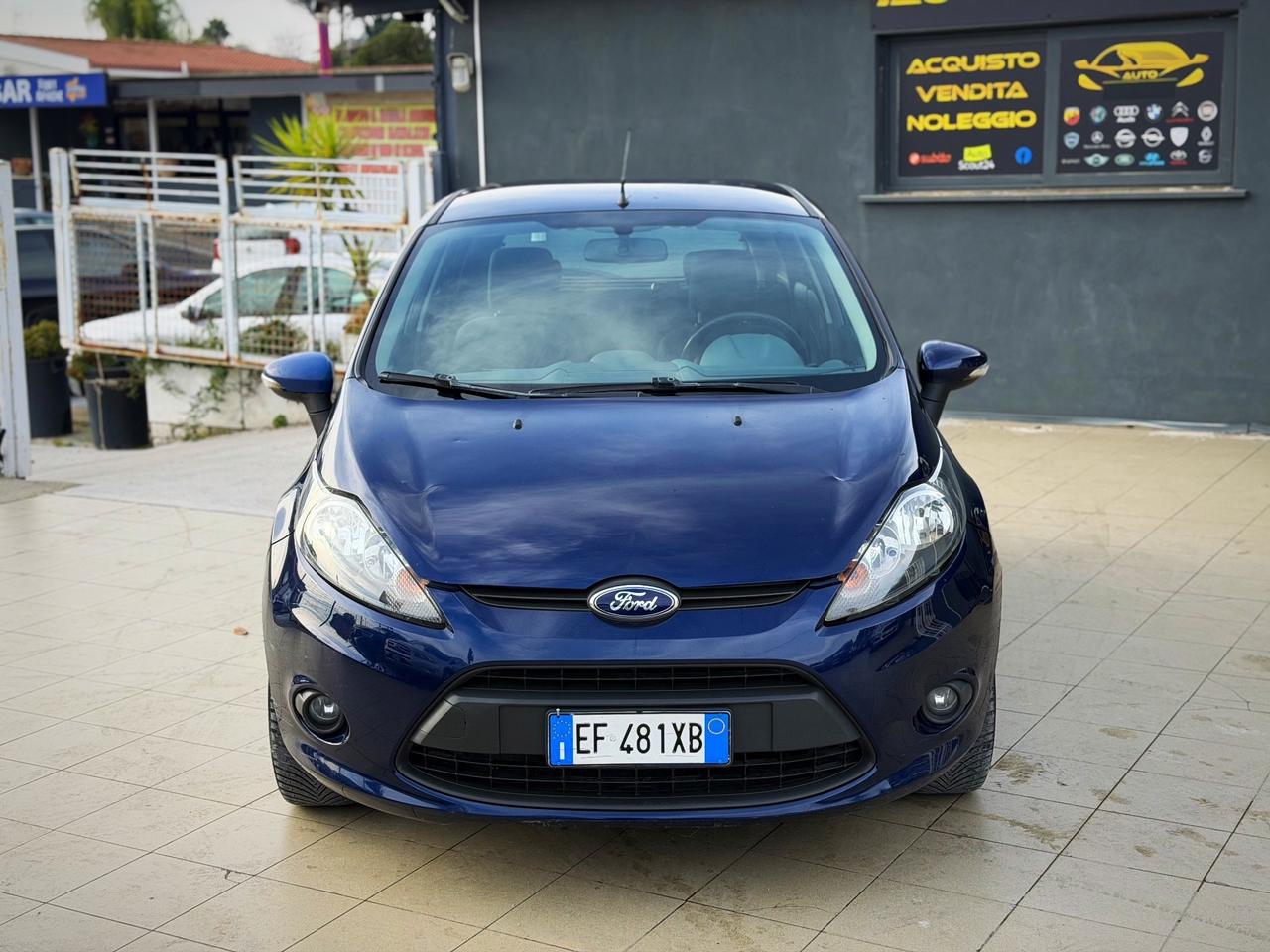 Ford Fiesta 1.4 TDCi 70CV 5 porte Titanium