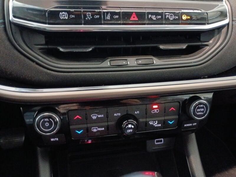 Jeep Compass 4xe 1.3 T4 PHEV 240cv Upland 4xe Auto