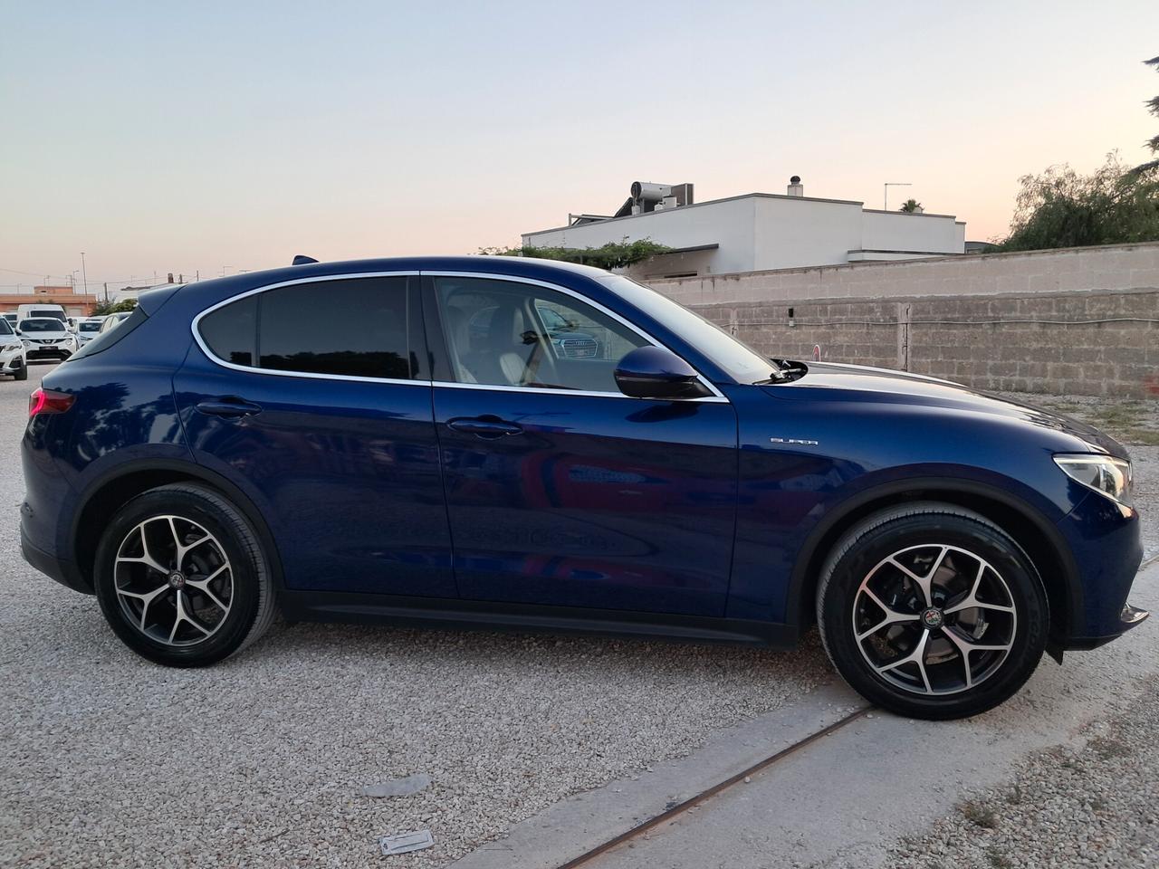 NEW Alfa R. Stelvio 190 CV AT8 Q4 SUPER *LED-PELLE-CERCHI''