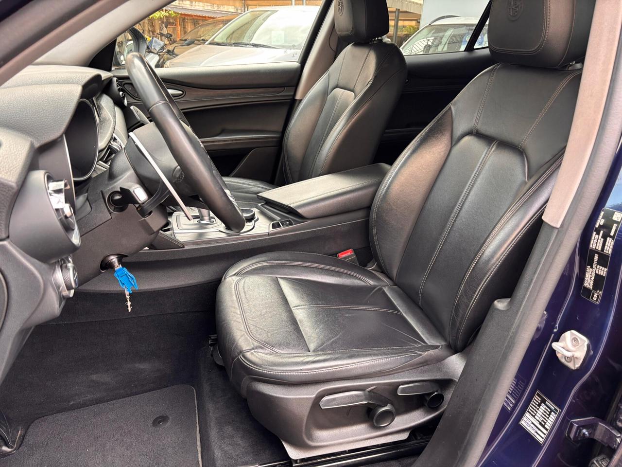 Alfa Romeo Stelvio 2.2 Turbodiesel 180 CV AT8 RWD Super