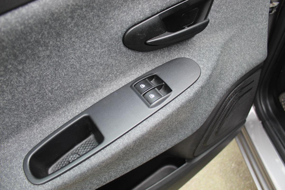 LANCIA - Ypsilon - 1.0 FireFly 5p.S&S Hyb. Gold Pl.