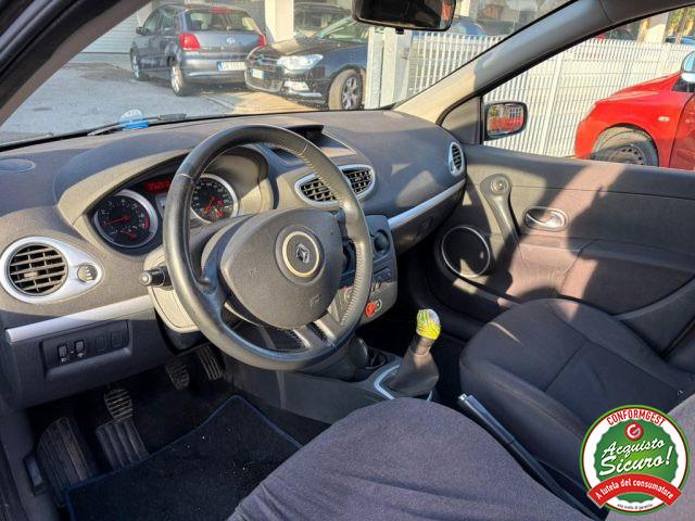 RENAULT Clio 1.4 16V 5 porte Confort