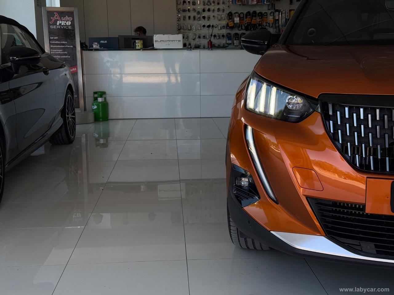 PEUGEOT 2008 PureTech 130 S&S Allure