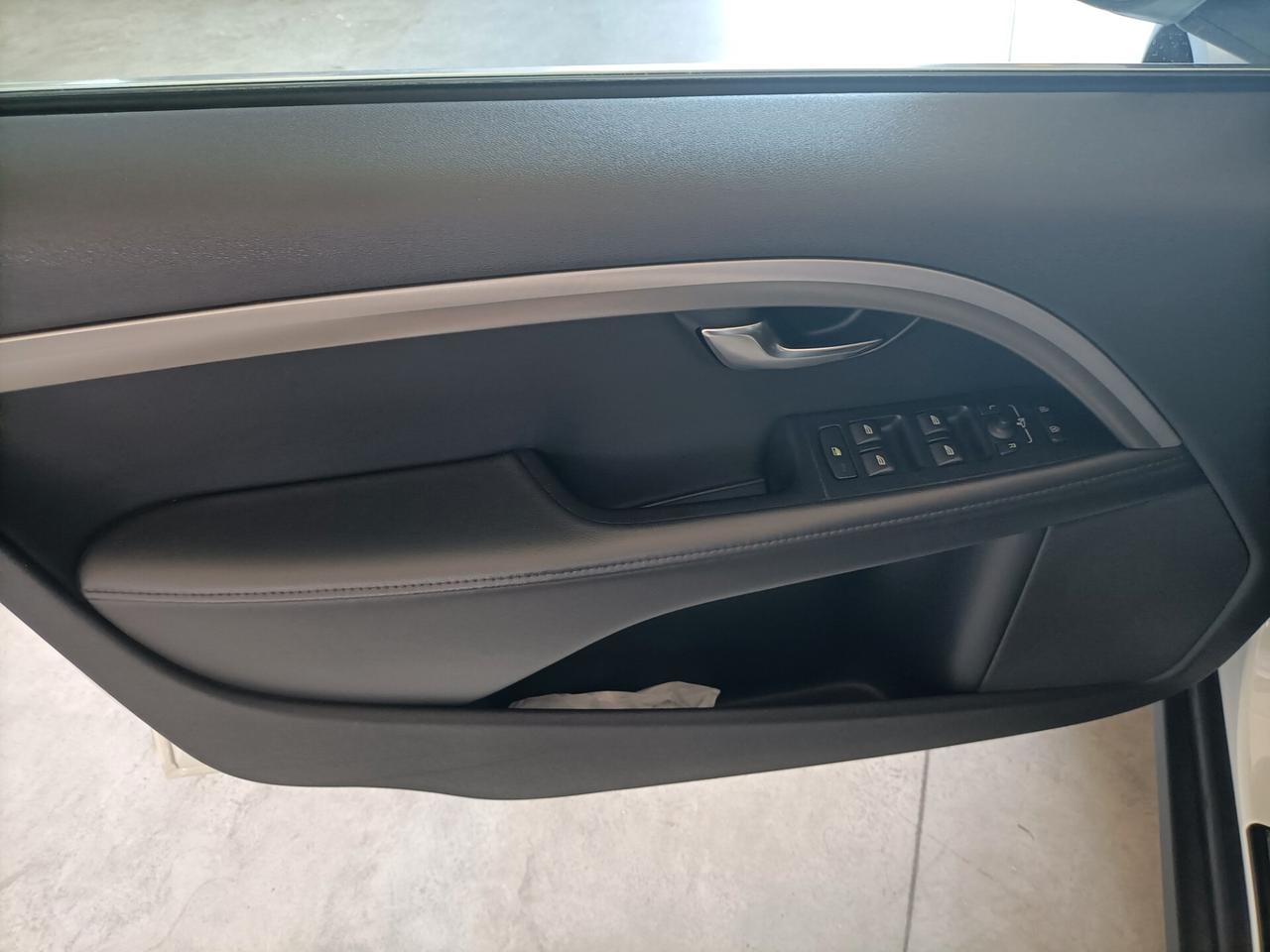 Volvo XC 70 CV 163 D4 AWD Geartronic Momentum 12/2013
