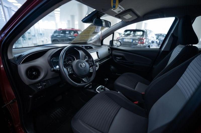 Toyota Yaris 1.5h Trend Red Edition