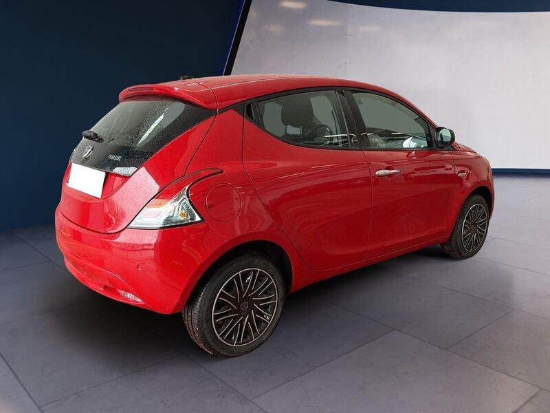 Lancia Ypsilon III 2015 1.0 hybrid Gold s&s 70cv