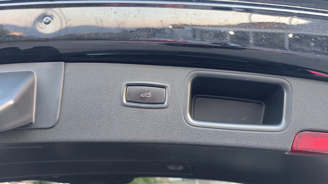 Porsche Macan 2.0 Scarico Sportivo Tetto