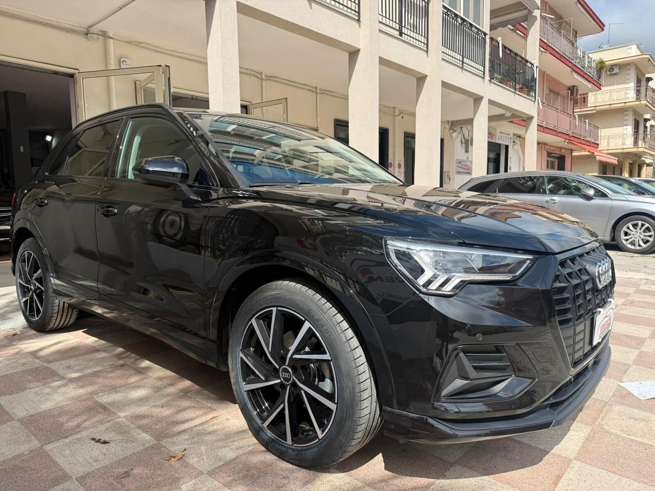 Audi Q3 35 TDI S tronic line edition