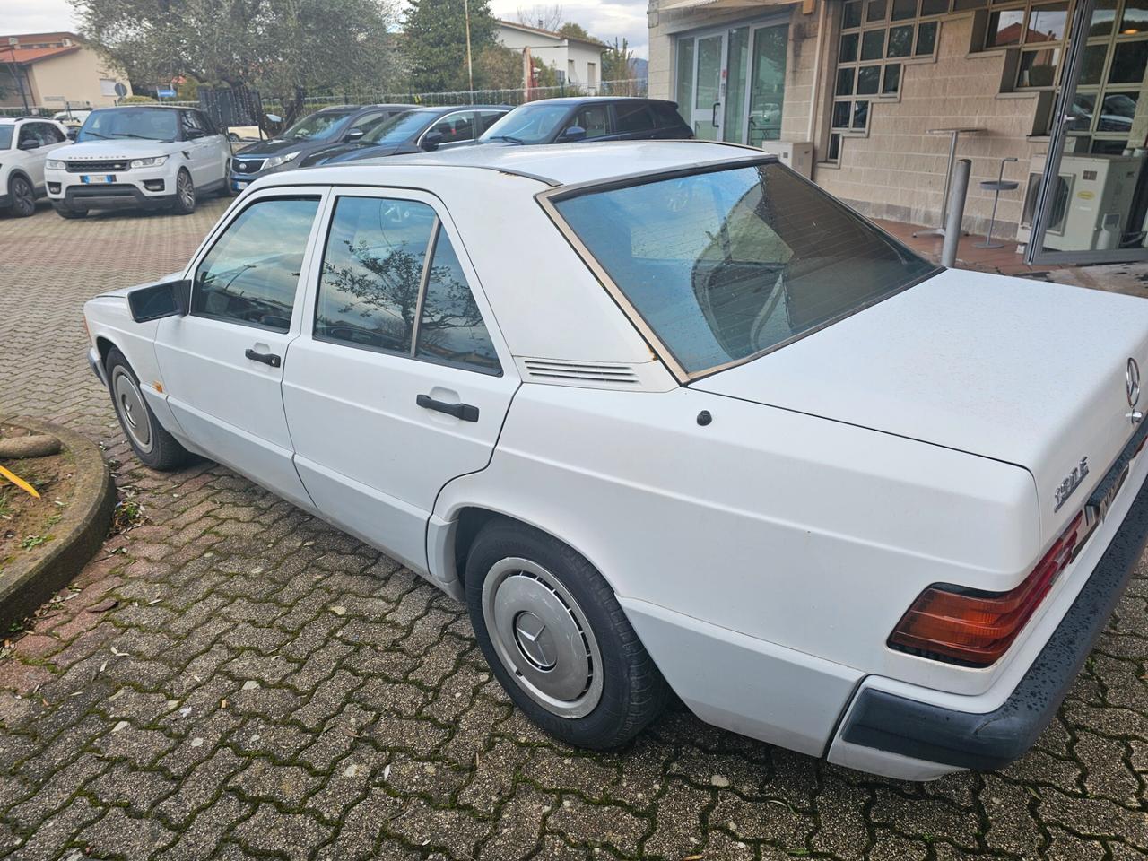 Mercedes-benz 190 mercedes benz2010 10 190 E 205