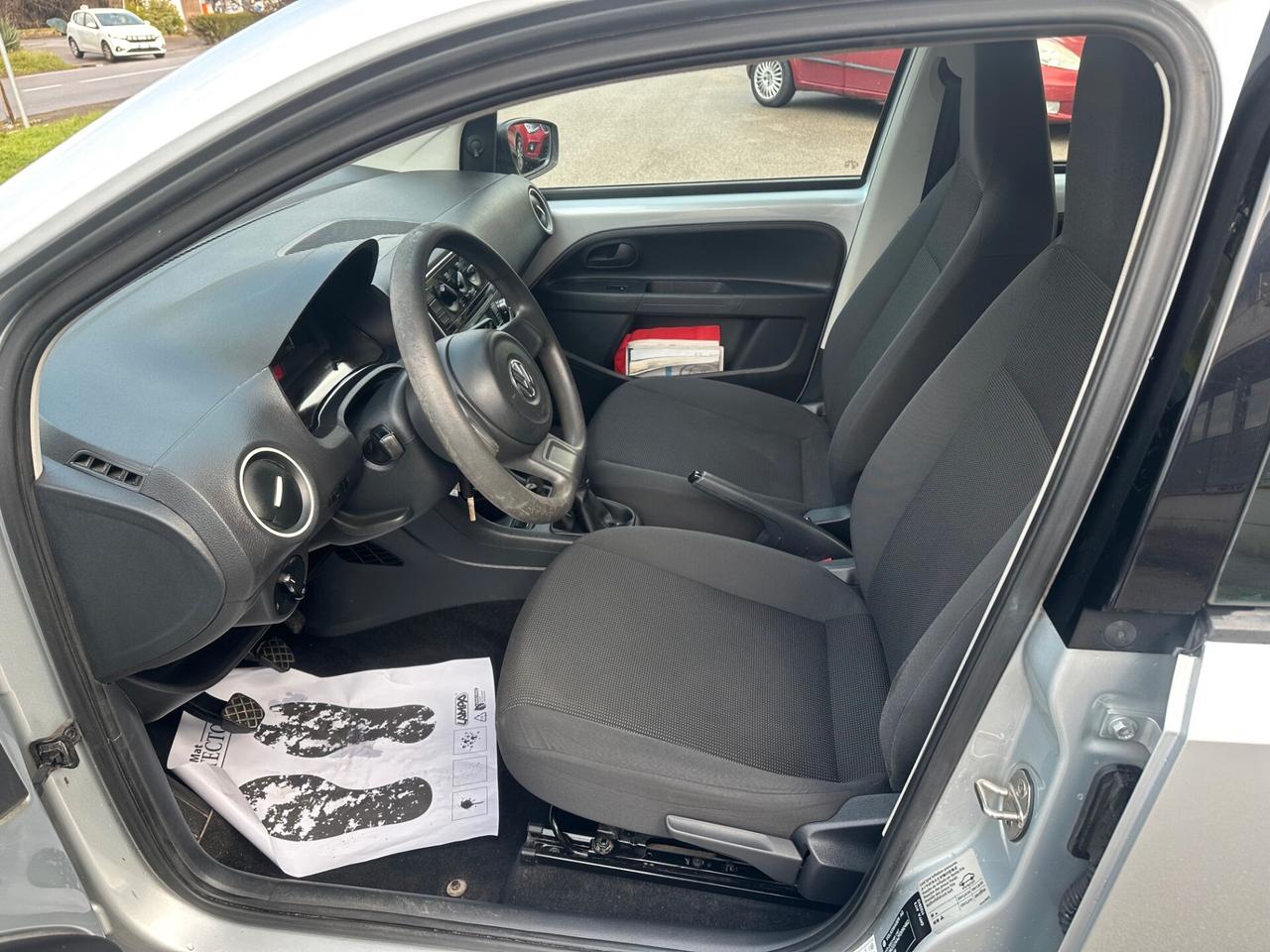 Volkswagen up! 1.0 75 CV 5p. high