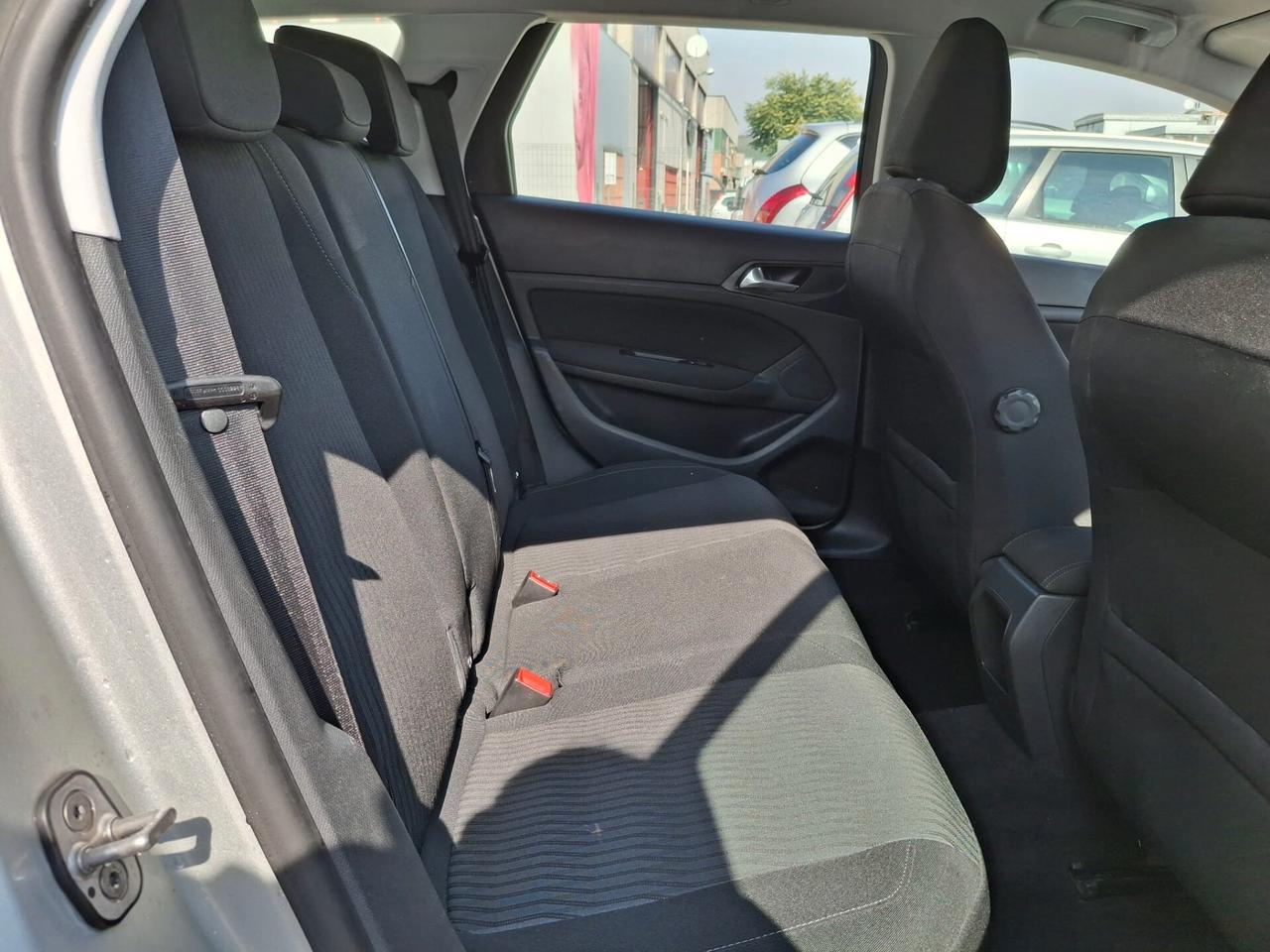 Peugeot 308 BlueHDi 100 S&S SW Active