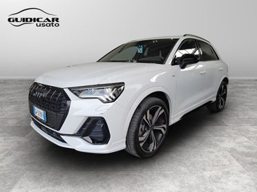 AUDI Q3 II 2018 - Q3 35 2.0 tdi Identity Black s-tronic