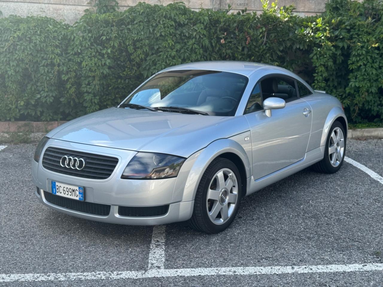 Audi TT Coupé 1.8 T - 180cv - 72.000km - ASI - Unipropr.