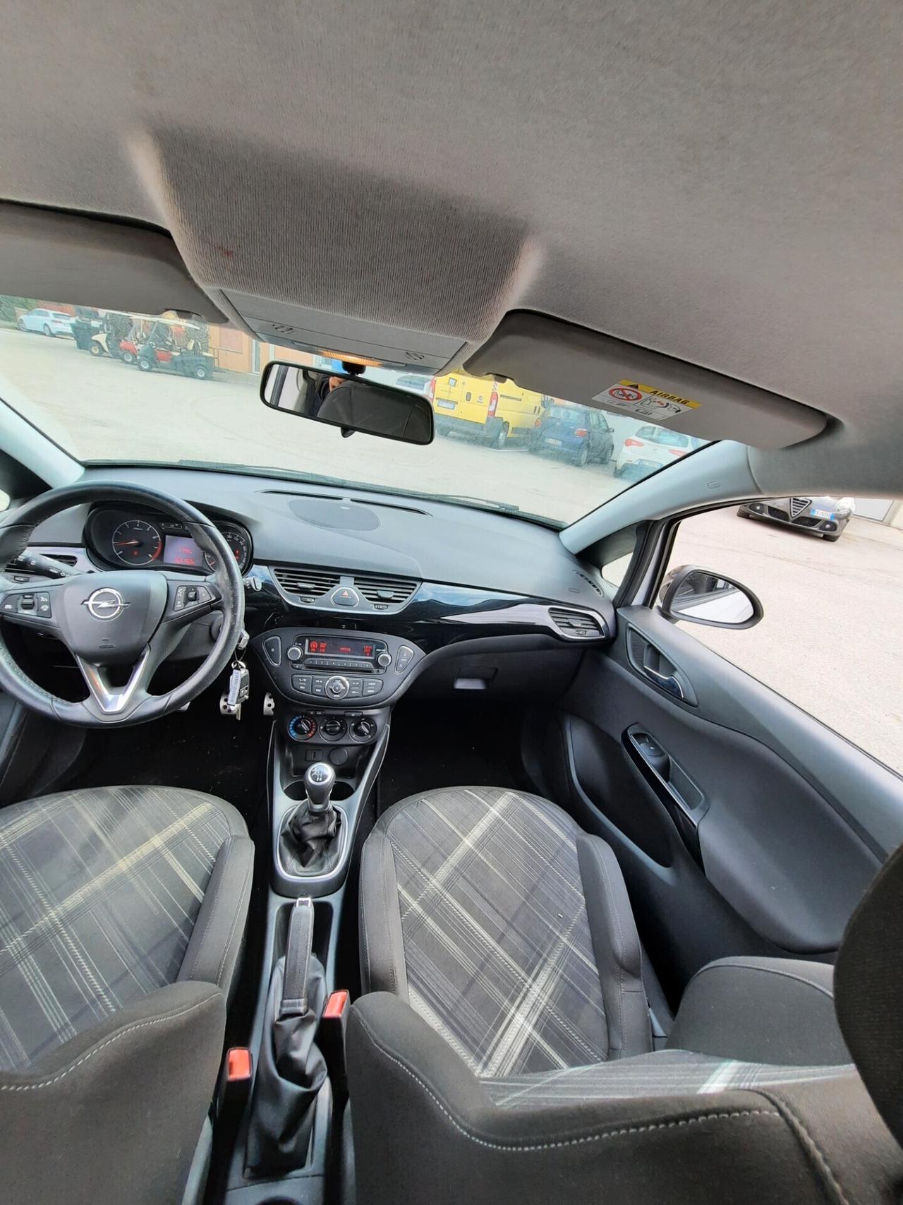 Opel Corsa 1.2 5 porte Innovation OK NEOPATENTATI