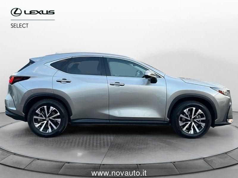 Lexus NX NX Hybrid 4WD Premium