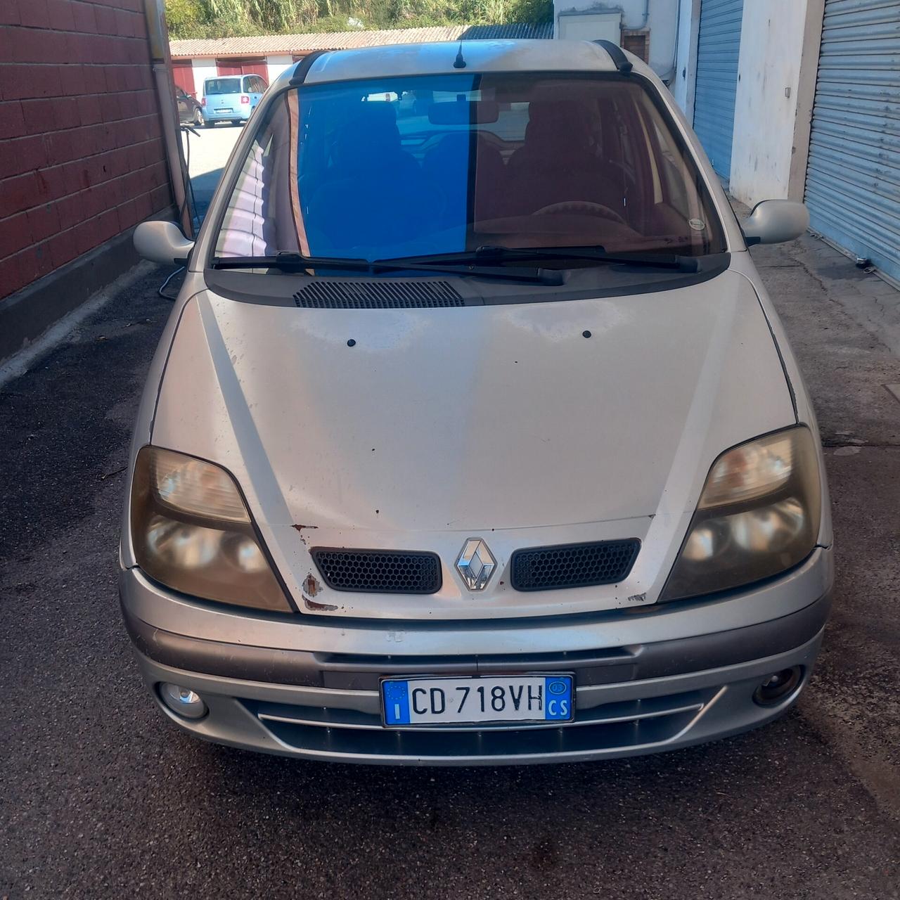 Renault Scenic Grand Scénic 1.9 dCi Luxe Dynamique