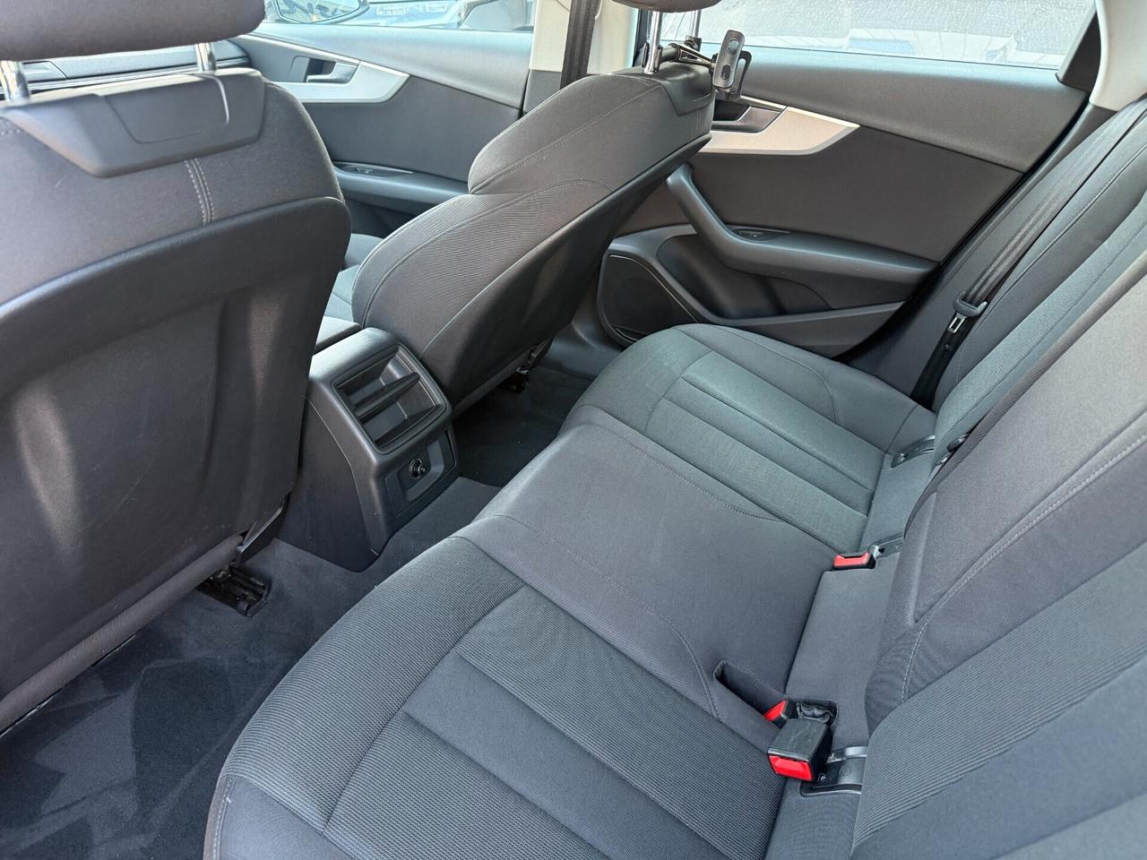 Audi A4 A4 2.0 tdi BERLINA 150 CV / EURO 6