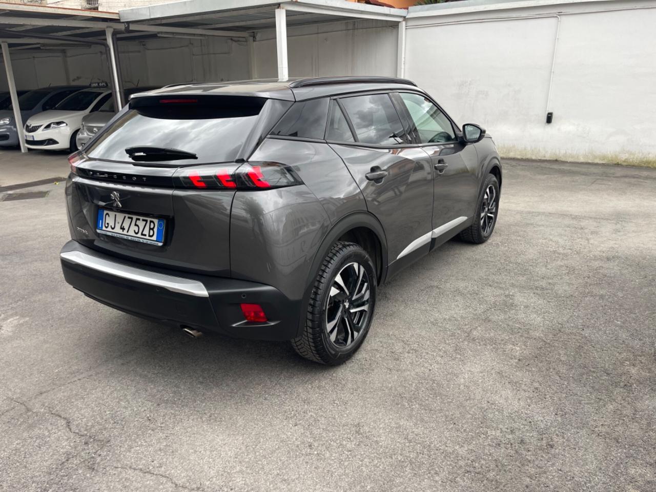 Peugeot 2008 BlueHDi 130 S&S EAT8 Allure Pack QUADRO VIRTUAL COCKPIT
