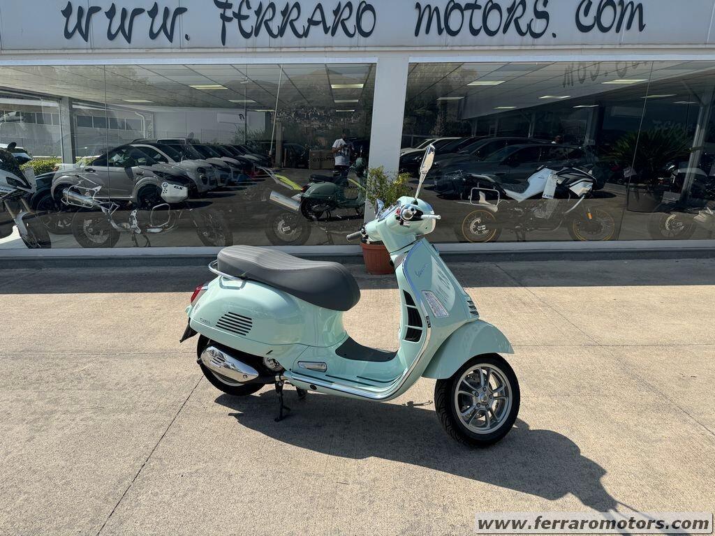 PIAGGIO VESPA GTS 300 NUOVA PRONTA CONSEGNA