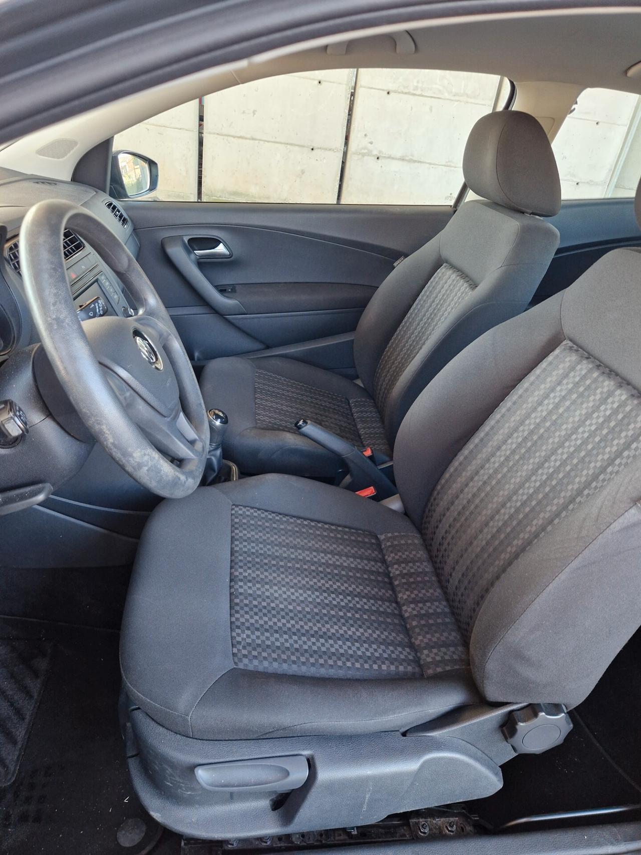 Volkswagen Polo 60CV - 2016