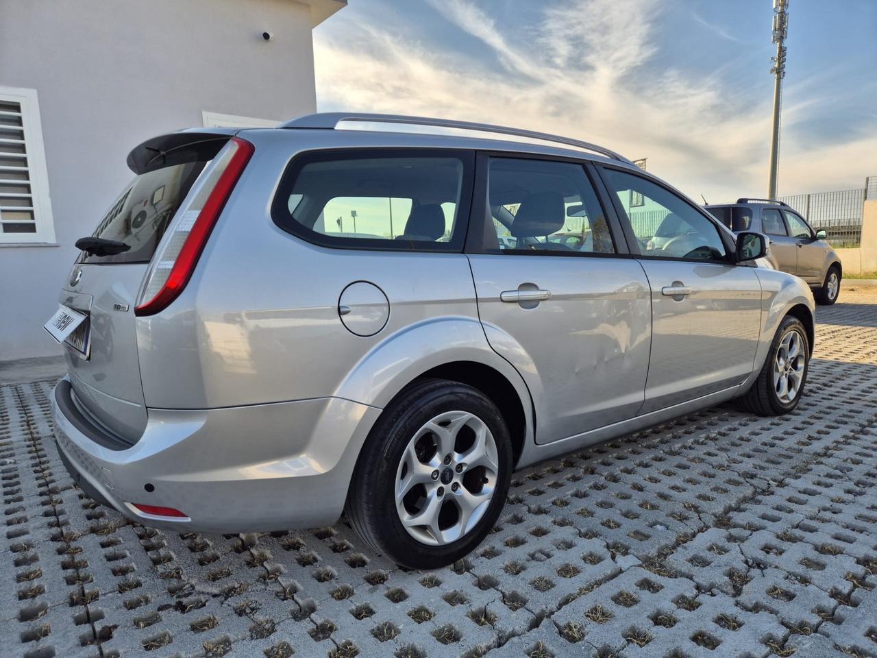 Ford Focus 1.6 TDCi (110CV) 5p. Tit. DPF