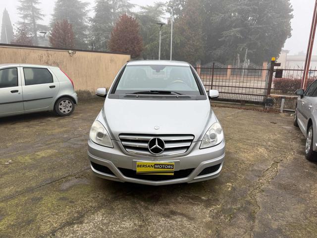 MERCEDES-BENZ B 180 CDI Executive