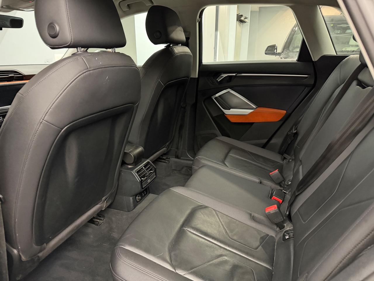 Audi Q3 35 TDI S tronic Business Advanced