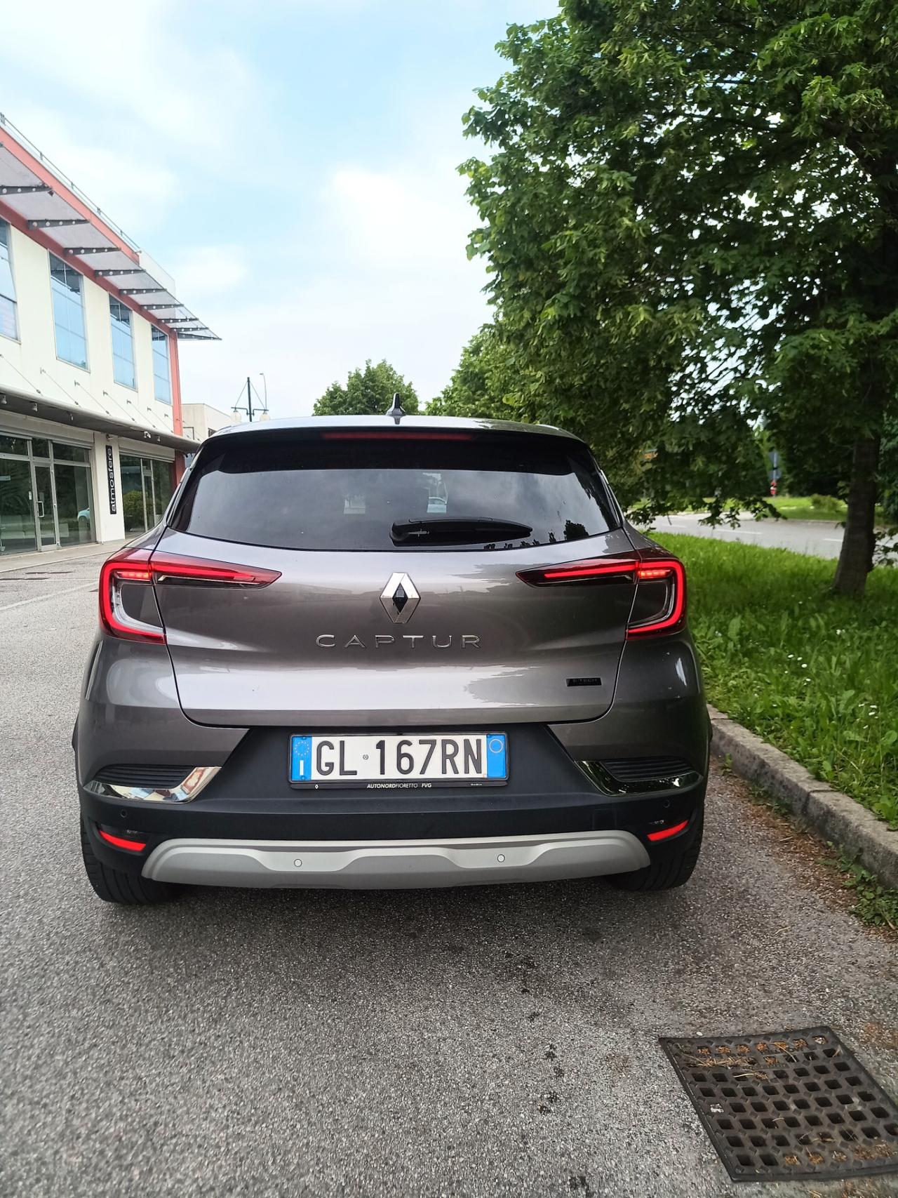 Renault Captur Plug-in Hybrid E-Tech 160 CV Engineered