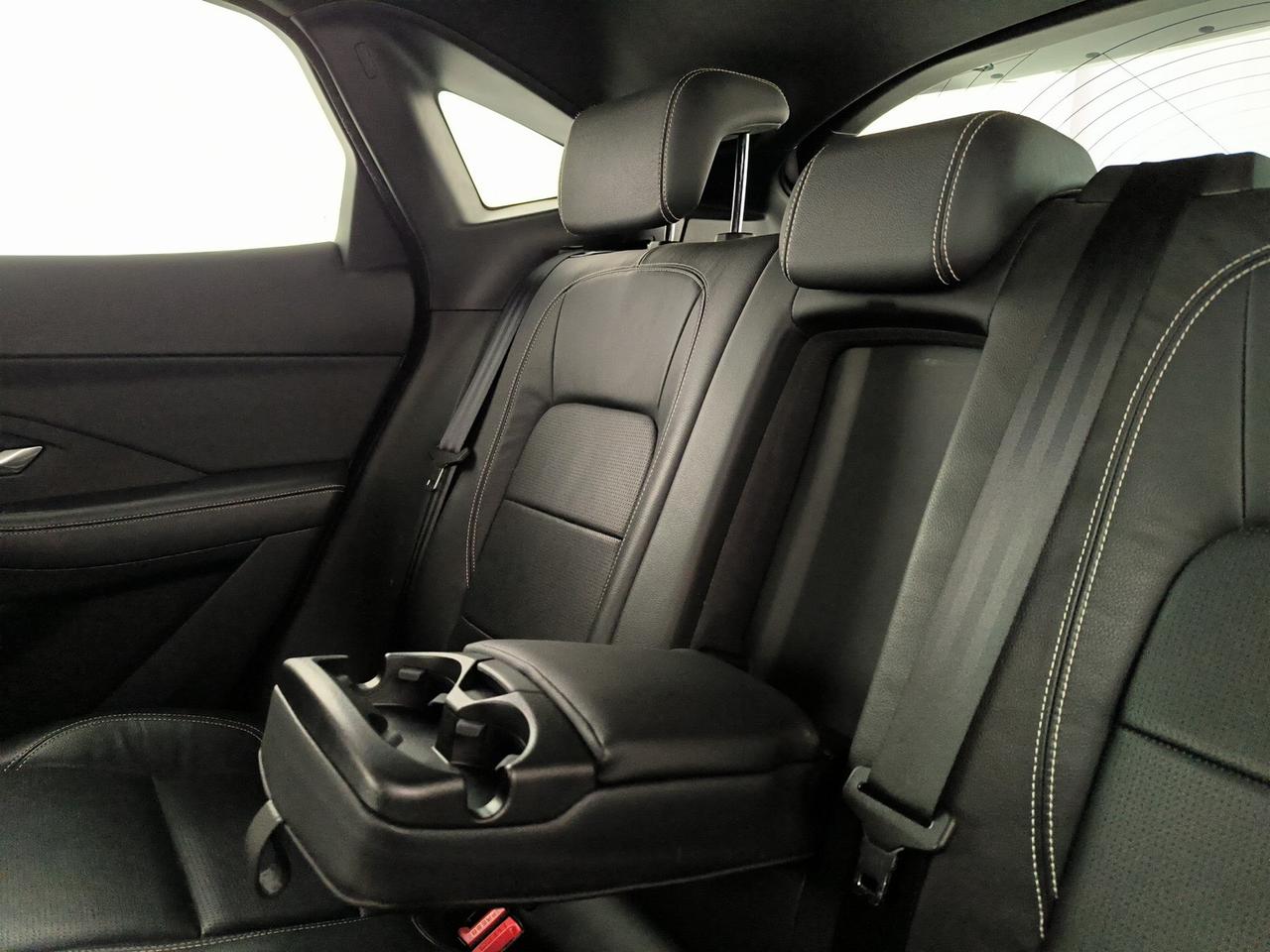 Jaguar E-Pace 2.0d i4 r-dynamic awd 150cv auto