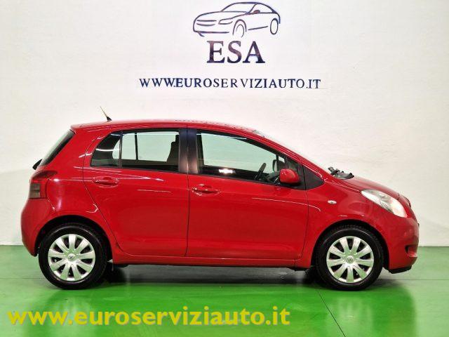 TOYOTA Yaris 1.3 5 porte Sol