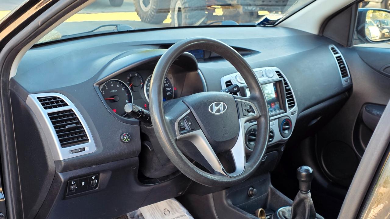Hyundai i20 1.2 5p. Sound Edition GPL