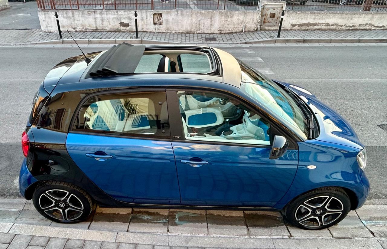 Smart ForFour 70 1.0 Proxy