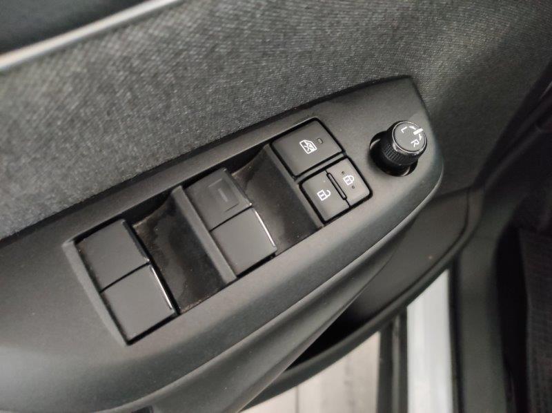 TOYOTA Yaris Cross - Yaris Cross 1.5 Hybrid 5p. E-CVT AWD-i Business