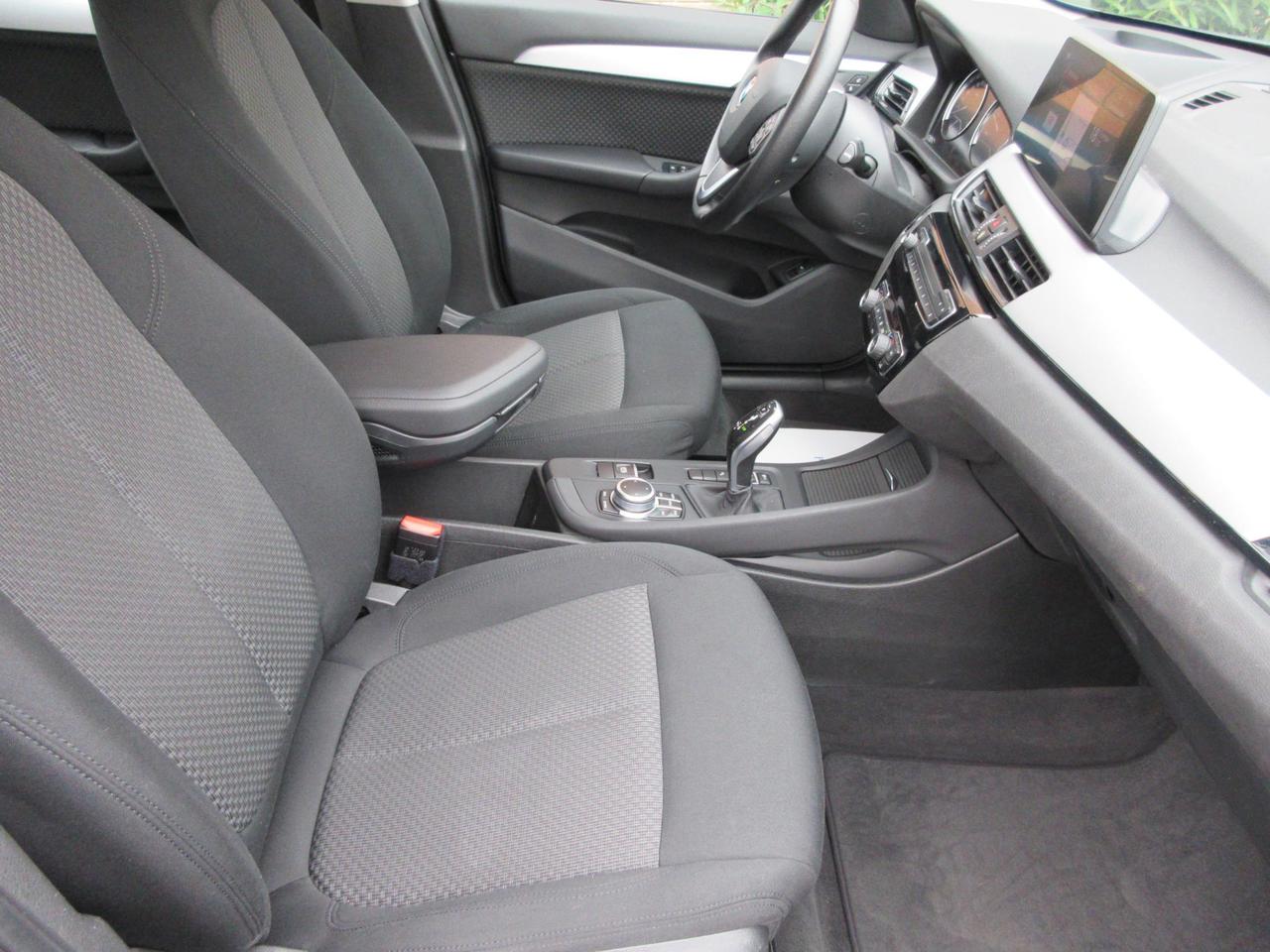 BMW X1 sDrive20d Business Advantage auto CAMERA/HEAD-UP