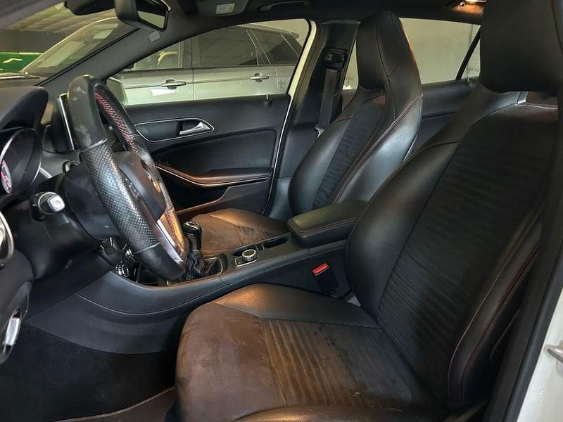 Mercedes-Benz GLA 200 CDI Premium
