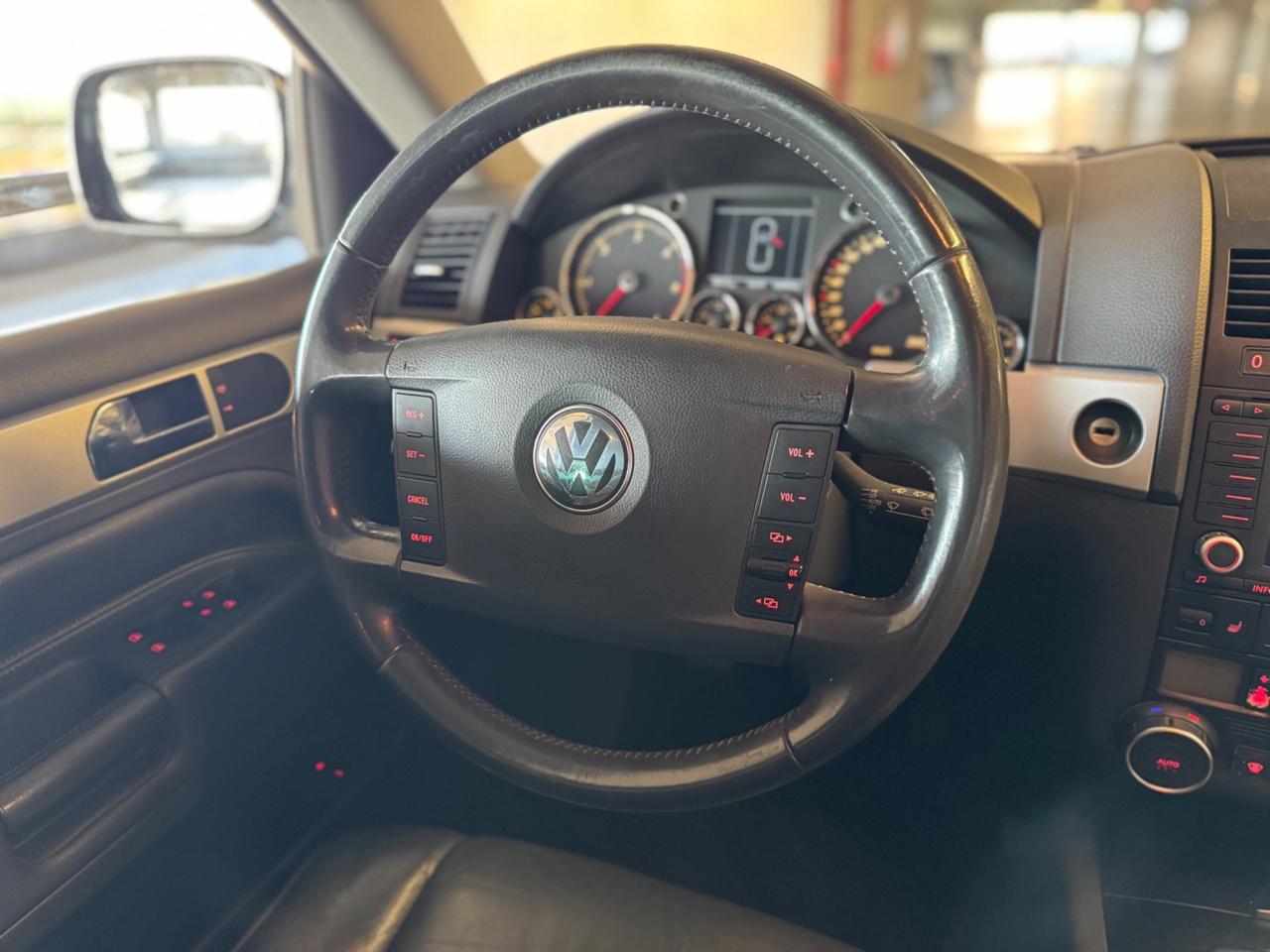 Volkswagen Touareg 2.5 R5 TDI 4x4
