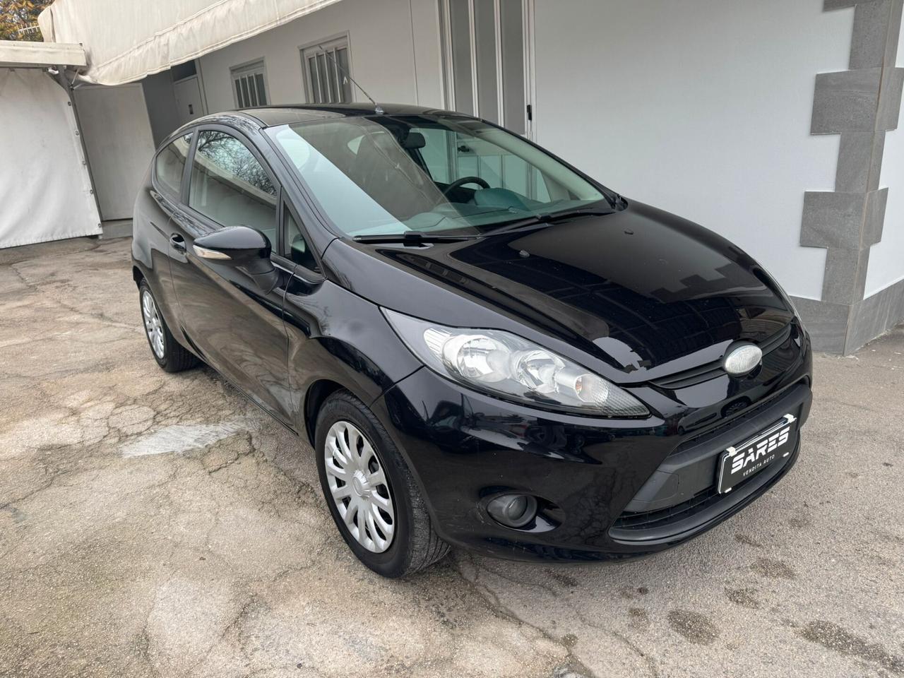 Ford Fiesta 1.4 TDCi 70CV 3 porte Titanium