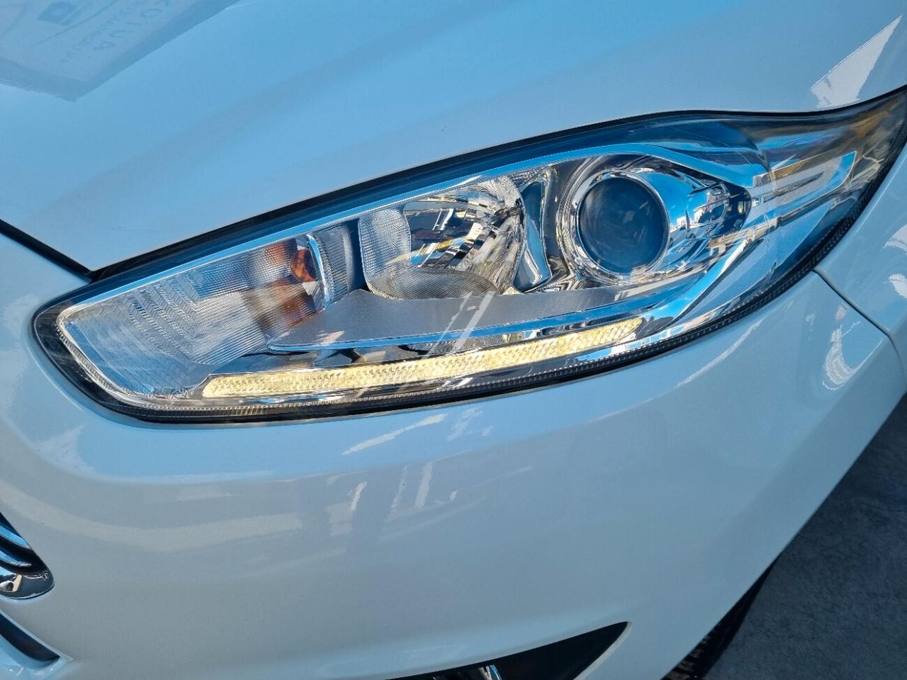 Ford Fiesta 1.5 TDCi 75CV 5 porte Titanium