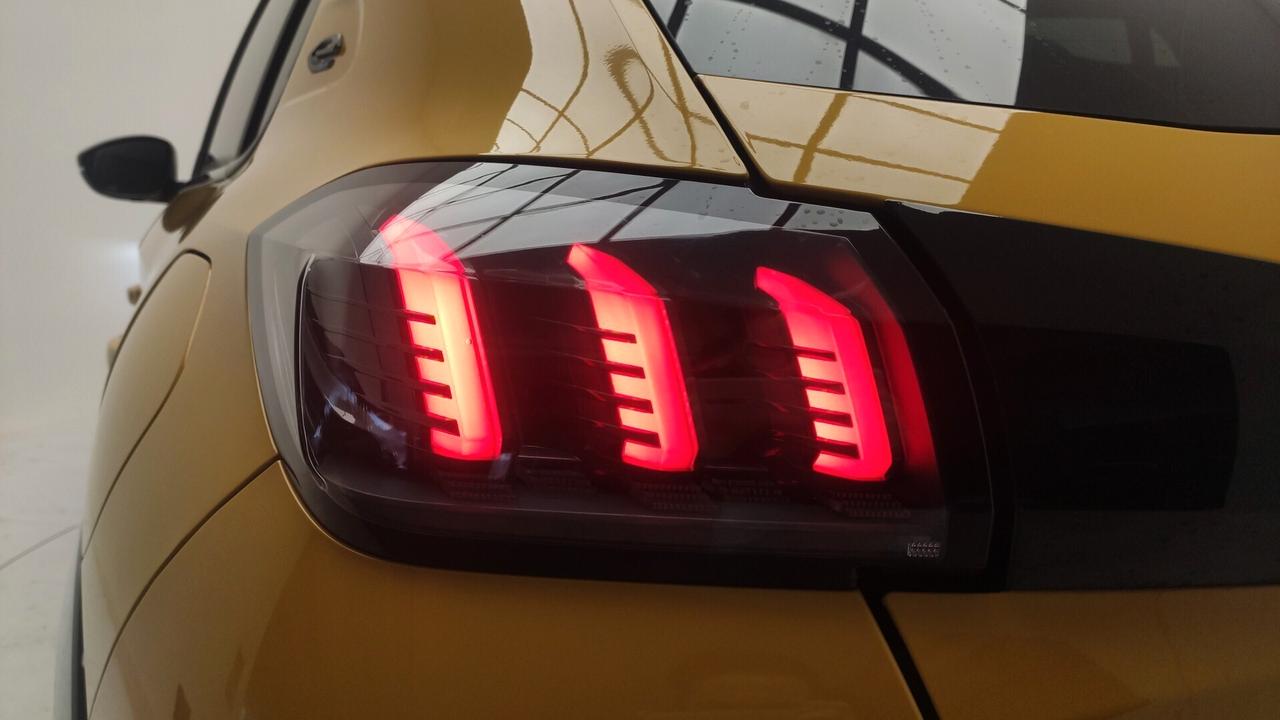 Peugeot 208 motore elettrico 136 CV 5 porte GT