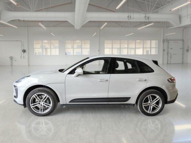 PORSCHE Macan 2.0