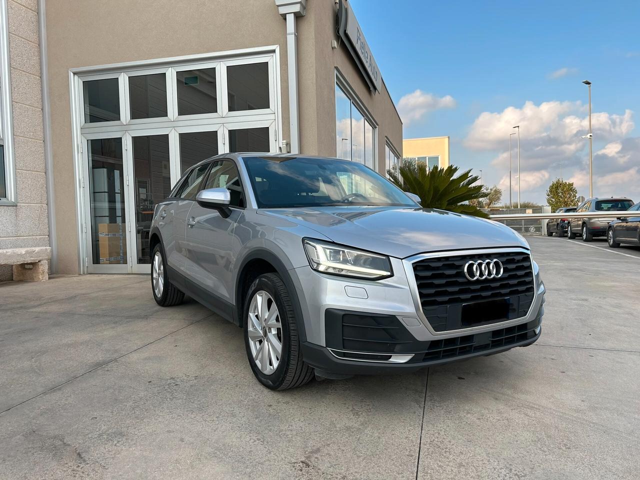 Audi Q2 30 TDI S tronic Business