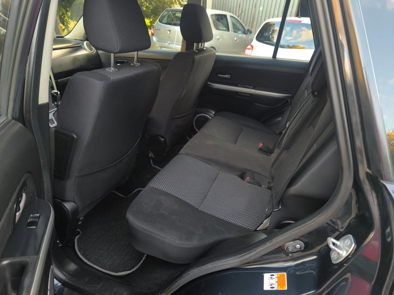 Suzuki Grand Vitara 1.9 DDiS 5 porte