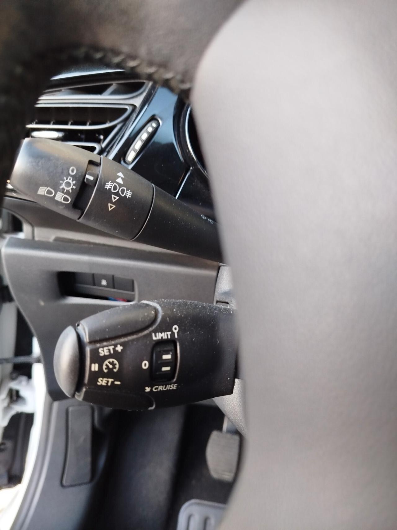 Citroen C3 1.2 VTi 82 Vanity Fair 10