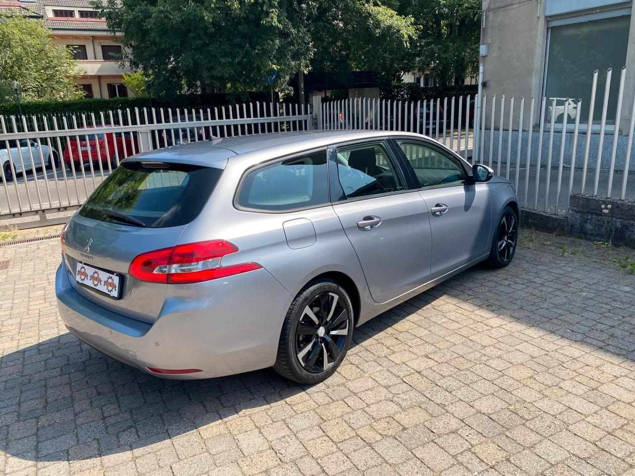 Peugeot 308 BlueHDi 130 S&S SW Style ok neop