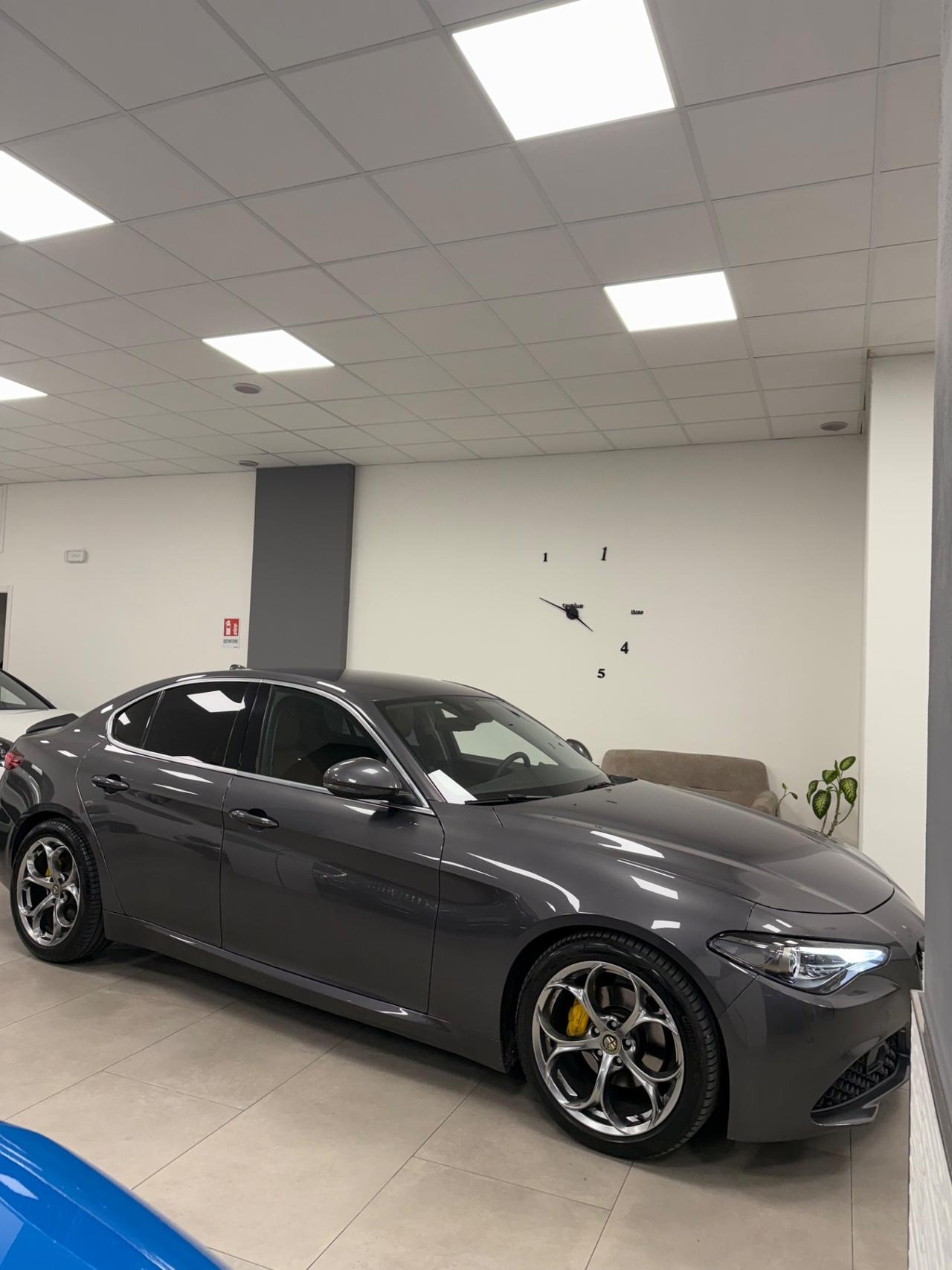 Alfa Romeo Giulia 2.2 Turbodiesel 180 CV Business Sport